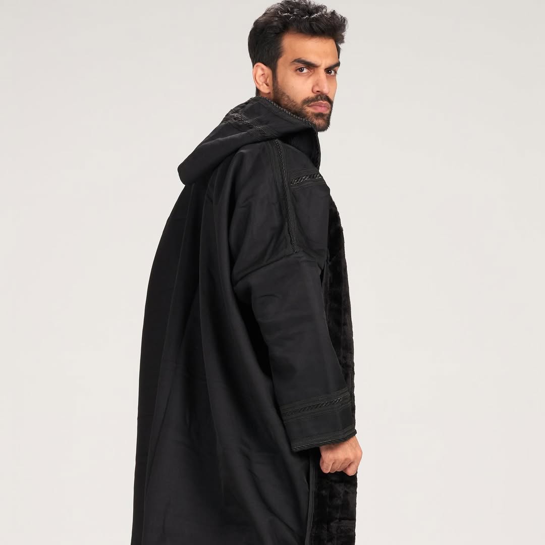 SnapInsta.to_471582924_17849761731380182_4609068628532693142_n Men classical bisht | Jetblack - Image 1