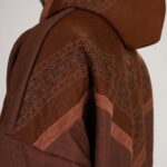 Shaal bisht | Tan brown with a different shaal color - Image 3