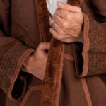 Shaal bisht | Tan brown with a different shaal color - Image 2